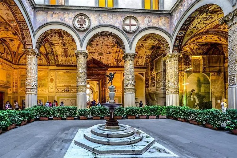 Jasmin Luxury Apartment フィレンツェ 0*,  イタリア
