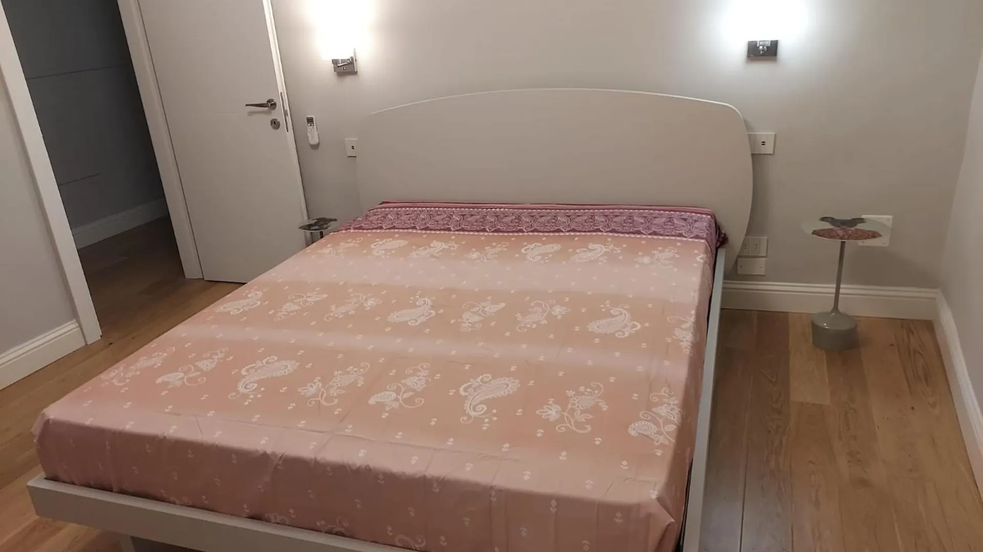 Jasmin Luxury Apartment Florence Italy